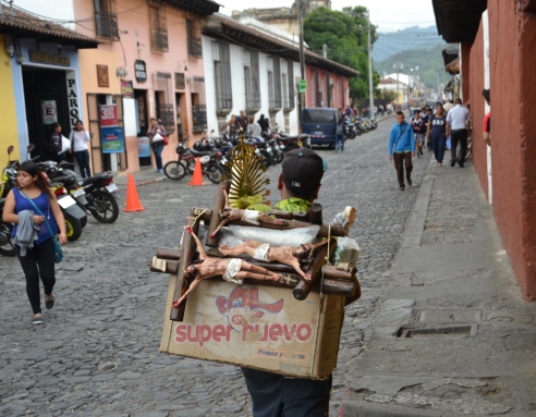 Gvatemaliečiai – itin religingi, nuotr. iš asm. albumo